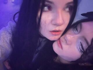 LuluAndAlis's Adult live sex Profile Image